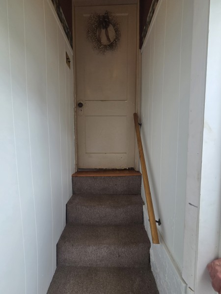 backdoor_hall.jpg