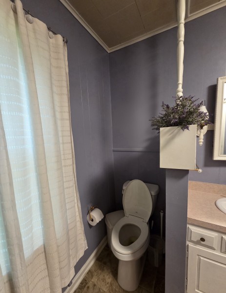bathroom4.jpg