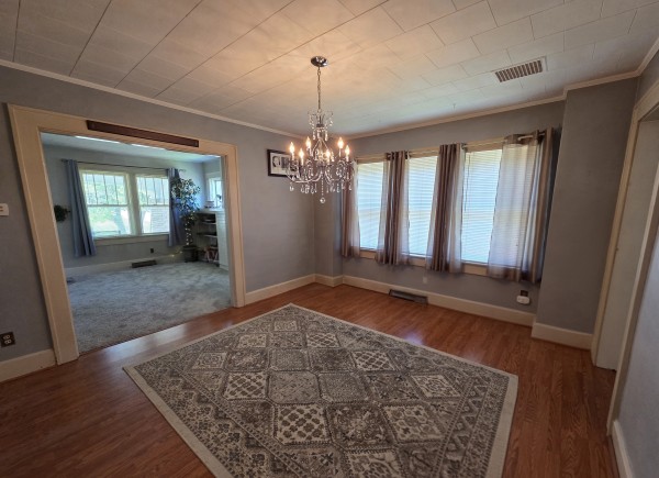 diningroom2.jpg