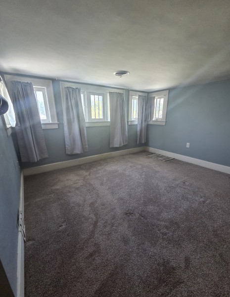 upstairsfoyer2.jpg